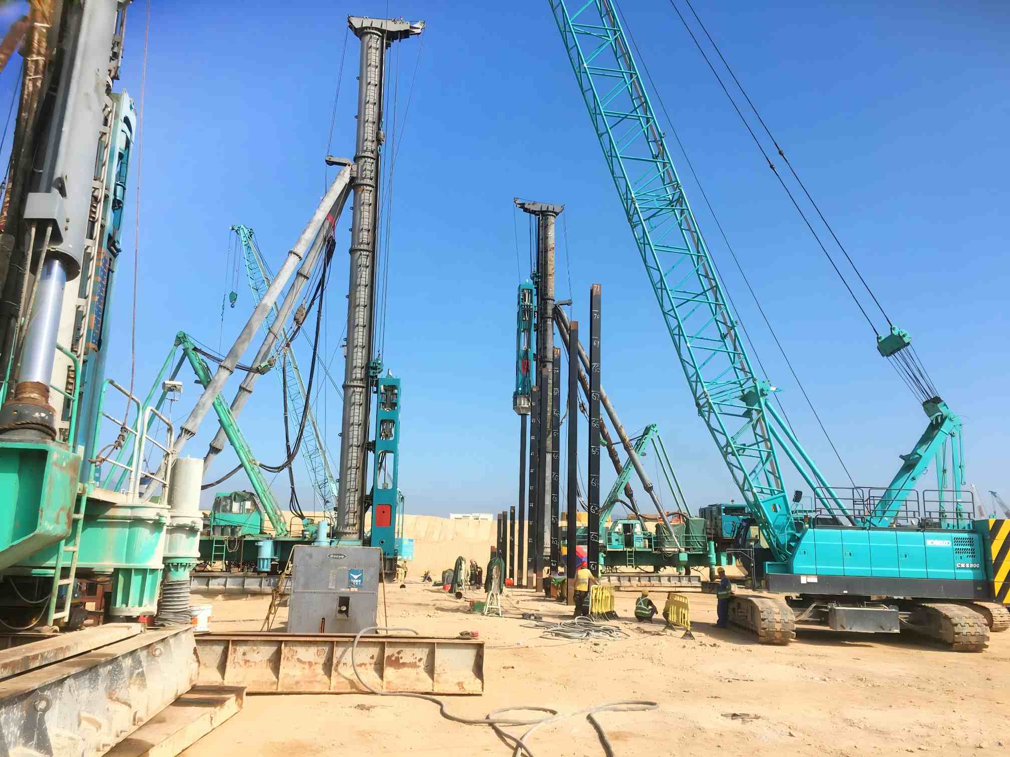 HHP16/HHP20 hydraulic impact hammer Power Artificial Island Construction for Hong Kong-Zhuhai-Macao Bridge