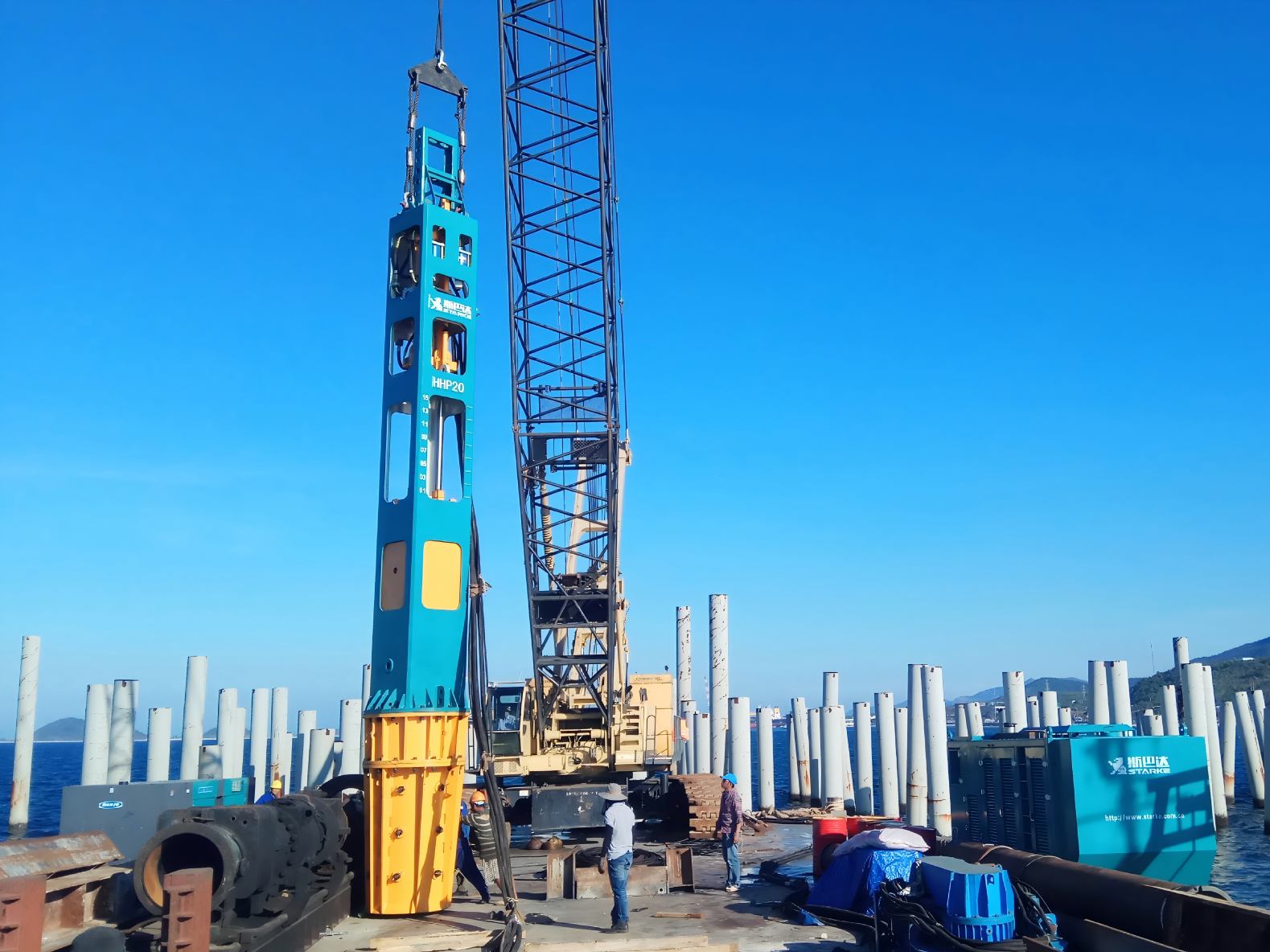 Campaign in Nha Trang: HHP20 hydraulic impact hammer Powers Construction of Vietnamese Tourist Resort