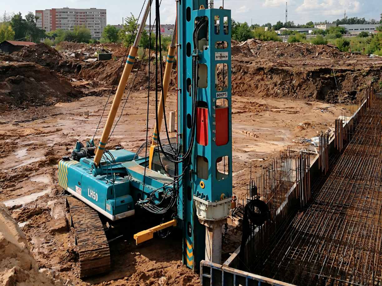 New Success in International Engineering: HHP5 hydraulic impact hammer Achieves High-Efficiency Delivery for Moscow Residential Project