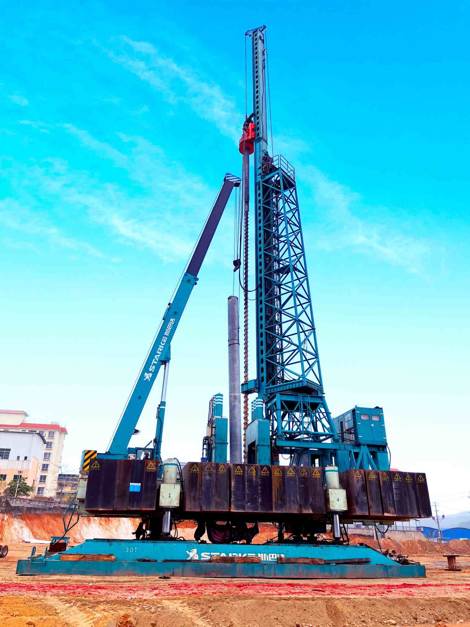 Integrated Drilling and Pressing:  PH1200Z Piling Rig Powers Hechi Housing Project