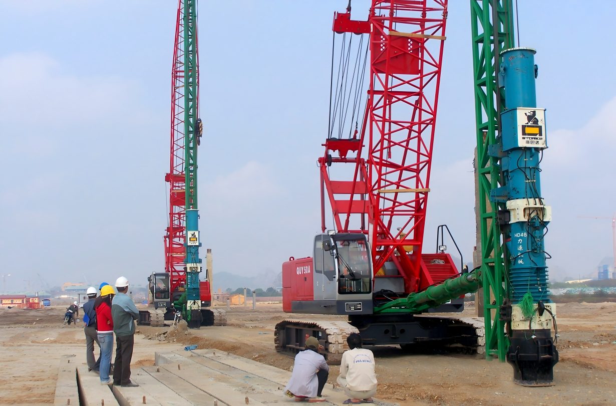 D46 Diesel Hammer Supports Port Terminal Construction in Vietnam