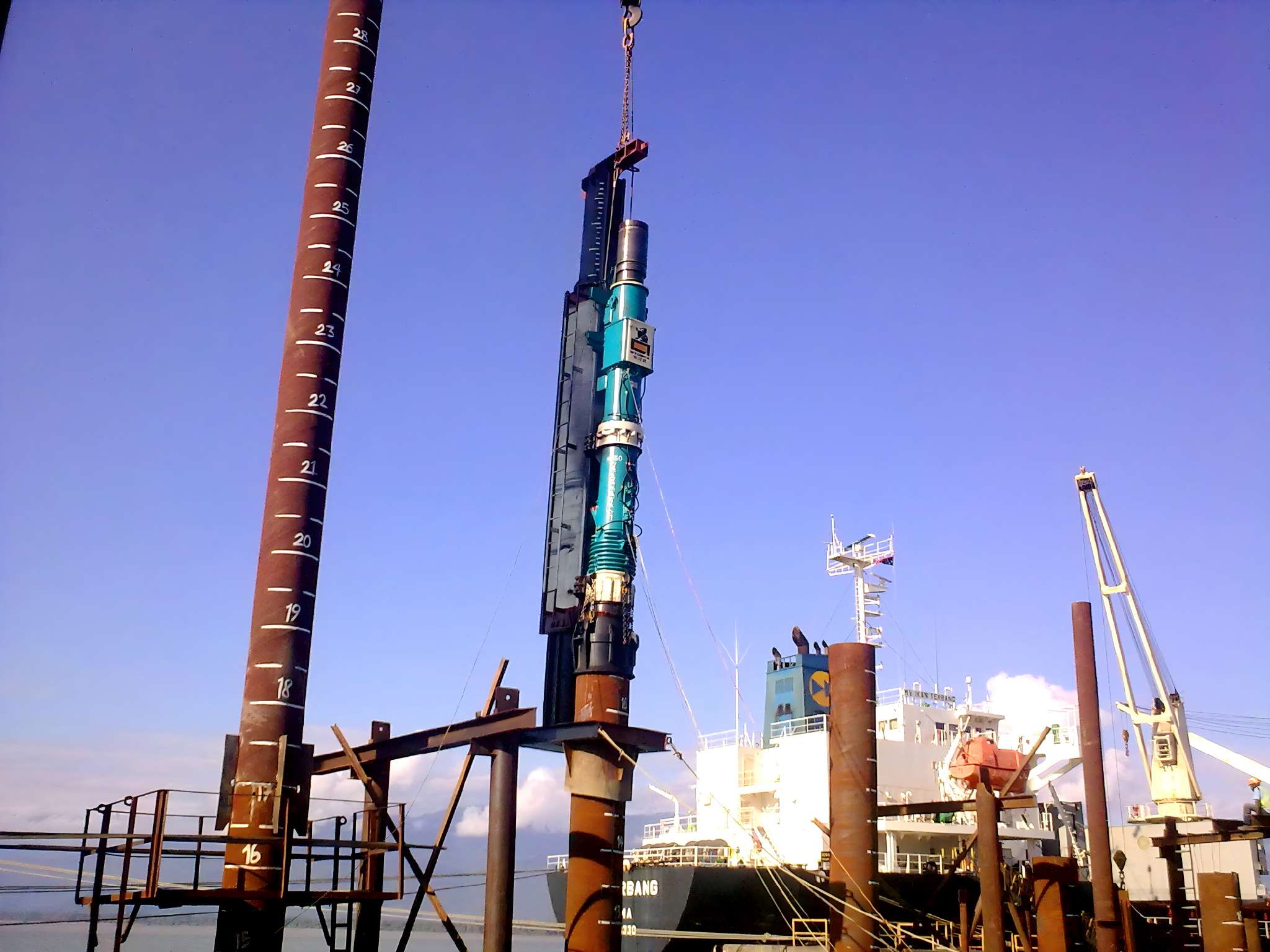 D50 Diesel Hammer Supports Port Expansion in Estonia
