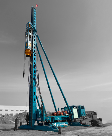 Foot-step Piling Rig +
Hydraulic Impact Hammer