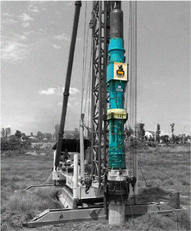 Diesel Hammer + 
Foot-step Piling Rig